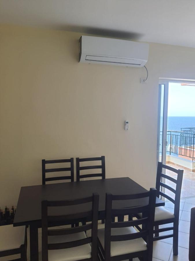 Lovely 3-Bedroom Apartment Rei Sarandë Exterior foto